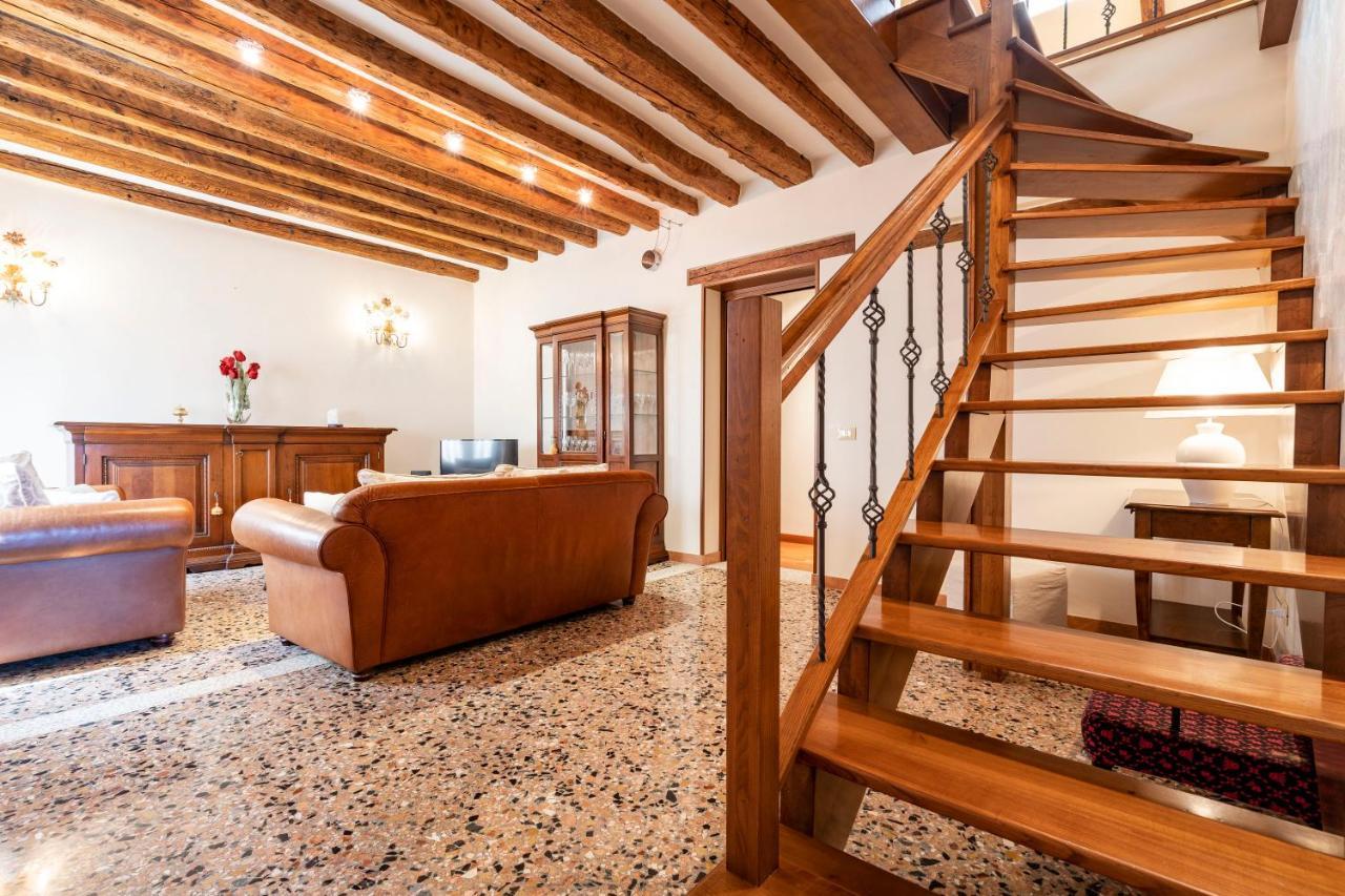 Appartement Al Campanile View And Terrace By Wonderful Italy *